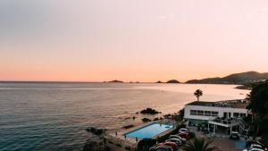 3 gwiazdkowy hotel Cala di Sole Ajaccio Francja