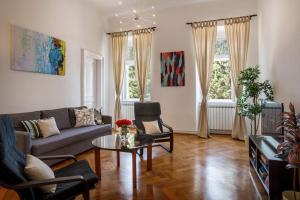 Amphitheatre Premium Apartment with Seaview