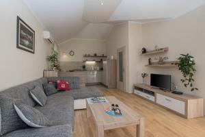 Holiday Home Suzana 1276