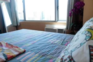 Titan 22P Condo at WH Taft Residences Manila