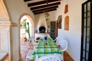 Bellavista WA 4P by CARLOSFERIEN