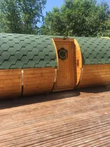 Les Tonneaux Bourguignons du Carré Saint Pierre - 尼伊圣乔治