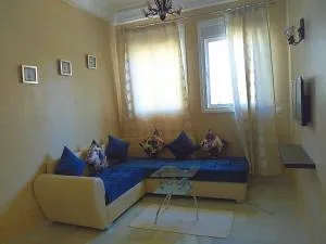 chic appart vue sur piscine - Hajreien