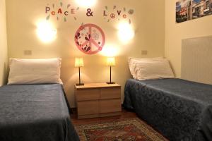 Aida Trevi Fountain Rome