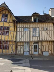 Appartements Maison du Dauphin 1534 : photos des chambres