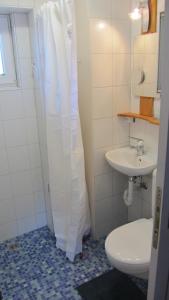 Bahnhöfli Faulensee