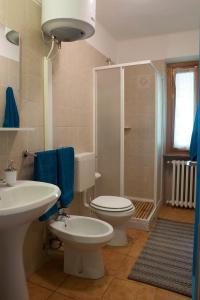 Camera Matrimoniale/Doppia con Letti Singoli con Bagno Privato