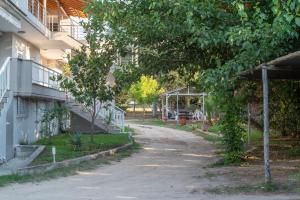 Camping Linaraki Apartments & Bungalows