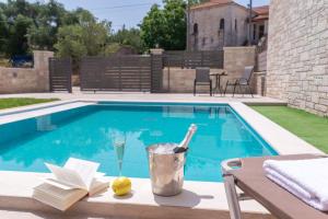 Tesoro luxury apartments Epirus Greece