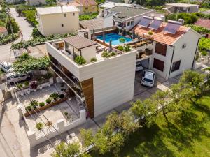 Apartments Davor