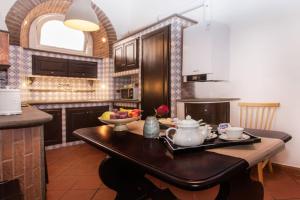 Large family apartment - 100 smq - 2 bathrooms - 5 min Vatican & Metro