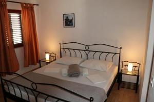 Apartments with WiFi Trpanj, Peljesac - 10121