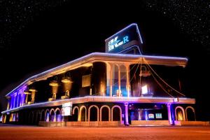 HOTEL K-WAVE R (Adult Only)