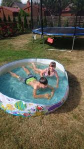 Vacation Without Make Up