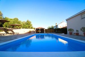 Holiday home with pool - Villa Marijana Kožino