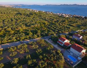 Holiday home with pool - Villa Marijana Kožino