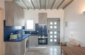 Bleland Mykonos II