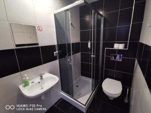 Budget Double Room room in Sleep&Fly