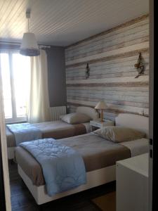 Campings Chambres d'hotes Le Pessac : Chambre Lits Jumeaux