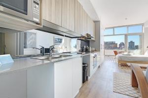 Trendy, Central Sentinel - Heart of Cape Town