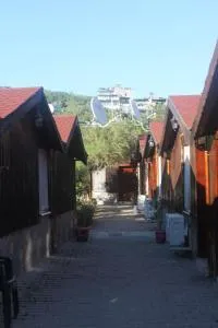 Huzur Pansiyon ve Cay Bahcesi - 班德尔马