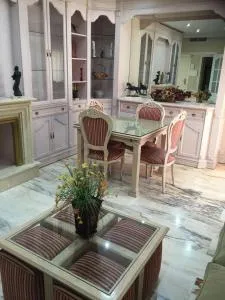 Spacious Apartment in Córdoba with Shared Pool - Эль-Игерон