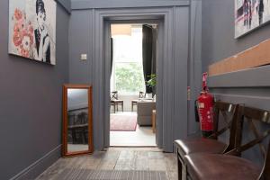 Georgian Grand Apartment