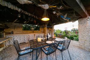 Apartments Bugenvila Brzac