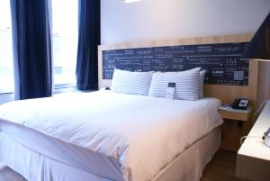 King Room room in TRYP by Wyndham Times Square South