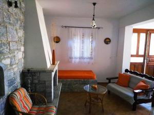 Atha-Tina:Traditional Stone Homes Messinia Greece