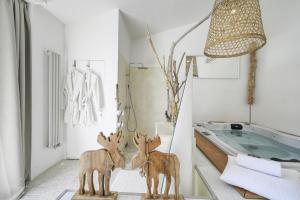 Mas Sainte Marie ,Piscine Chauffée