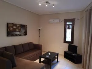 GOUGOUSIS apartments - Pteleós