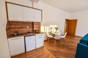 Dragovoja Lux Apartments & Rooms