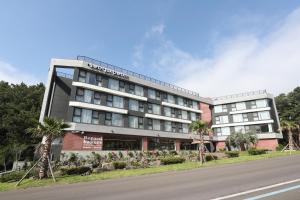 Hotel Seogwipean
