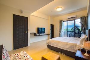 Phòng Có Giường Cỡ King Với Ban Công (King Room with Balcony)