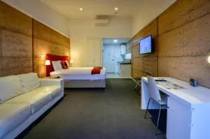 Crossroads Ecomotel - ميناء أوغوستا