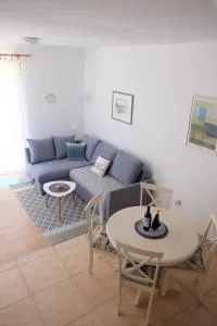 Galboka Nine - Sveti Jakov