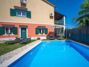 Apartment Sandra by Interhome