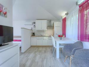 Holiday Home Lucija by Interhome