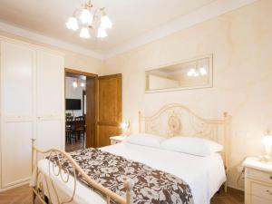 Apartment Giglio by Interhome