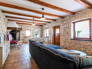 Holiday Home Poli Murvu by Interhome