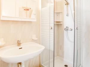 Appartements Apartment L'Olympie by Interhome : photos des chambres