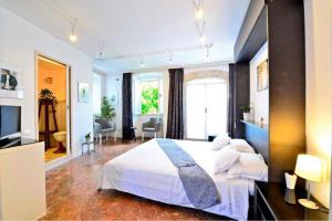 Romantic Rooms Gena
