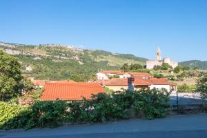 Hiša Hrastovlje - Countryside House 