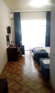 Triple Room with Balcony room in Mirabelle