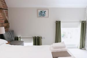 Superior Double Room room in Tuppenhurst Barn