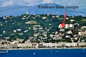 Appartements Le St Georges Californie, Appartement-Villa avec Grand Jardin et Vue Mer : photos des chambres