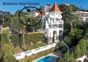 Appartement - villa Le Saint Georges avec superbe jardin et vue mer panoramique
