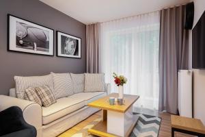 One-Bedroom Apartment room in Apartments Parks of Warsaw by Renters