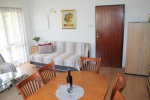 Apartment Valens